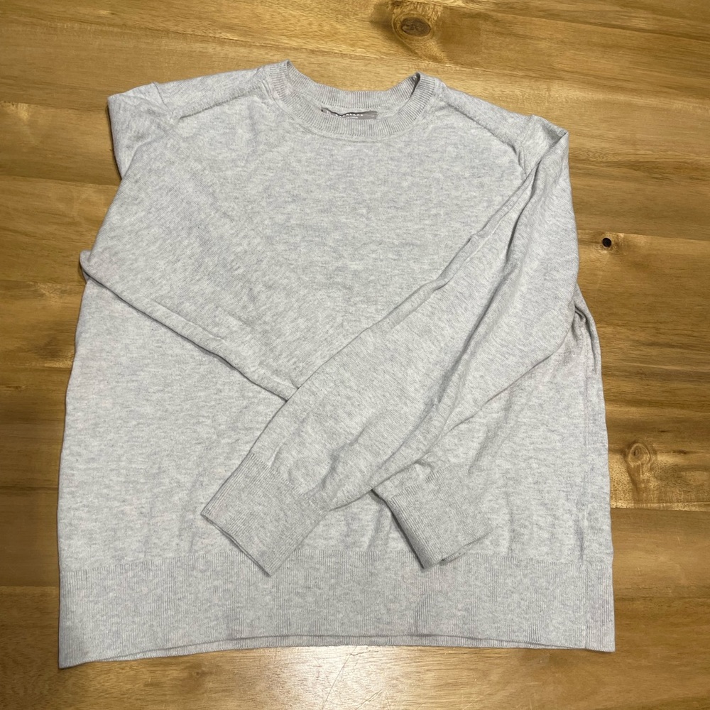Everlane Organic Cotton Crewneck Sweater in Heathered Fog